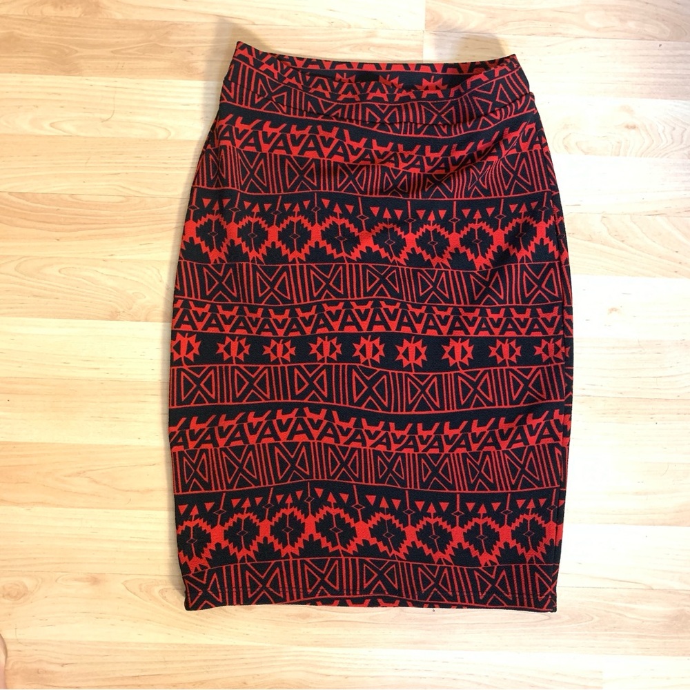 ⚡️3 for 25⚡️ UK2LA Red & Black Geometric Stretch Pencil Skirt Women’s Medium